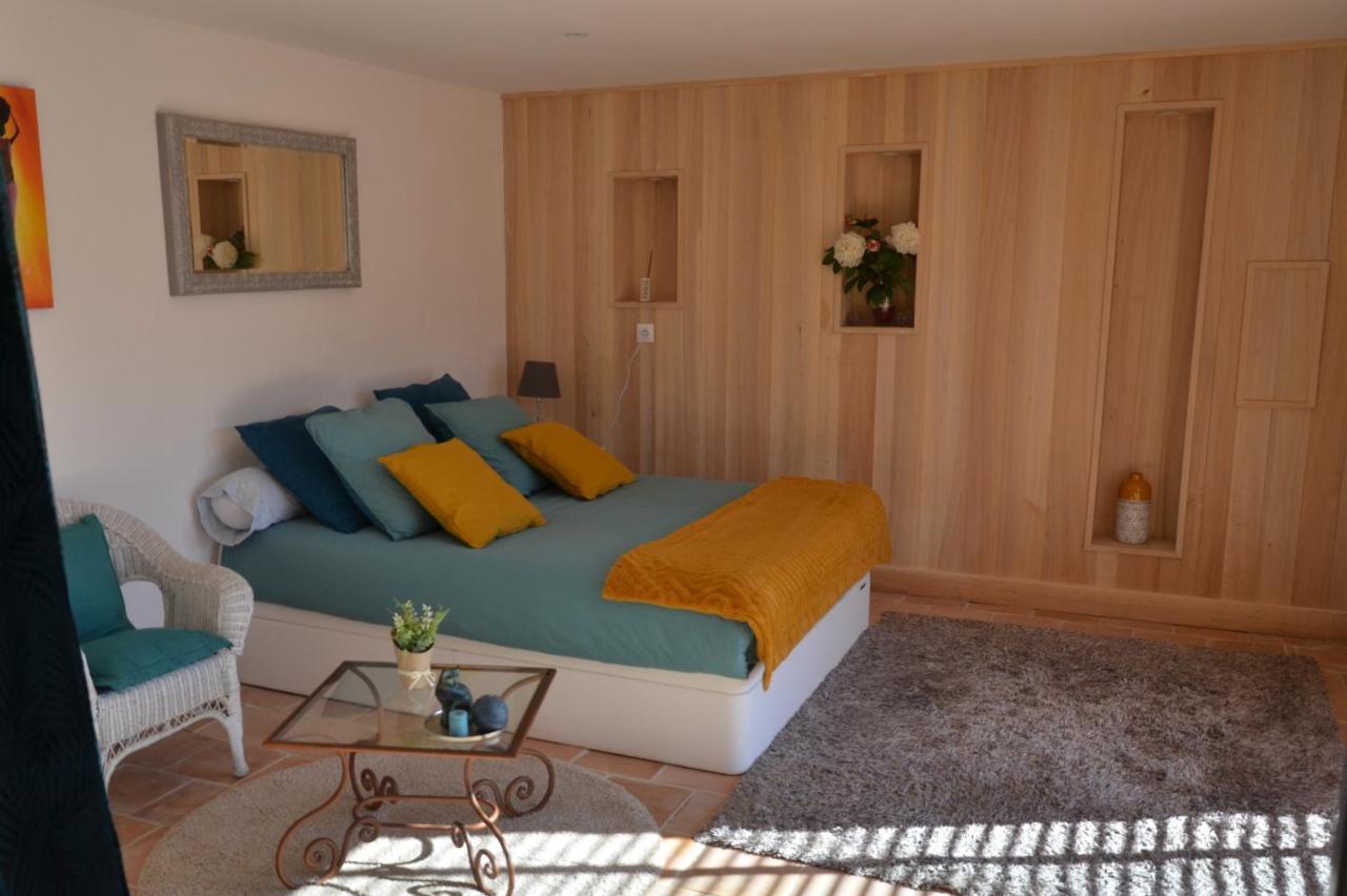 La Vigneraie Apartment Albiac Bagian luar foto